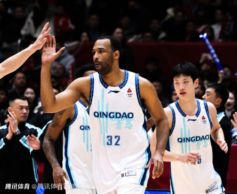 媒体人：青岛男篮裁掉汤普森 目前球队还有三名外援