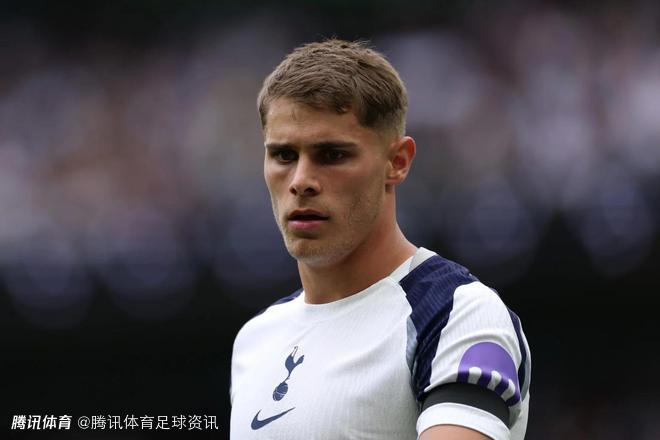 不敌维拉！热刺后卫范德芬：球队起伏太大 我们不应只在落后时才展现激情