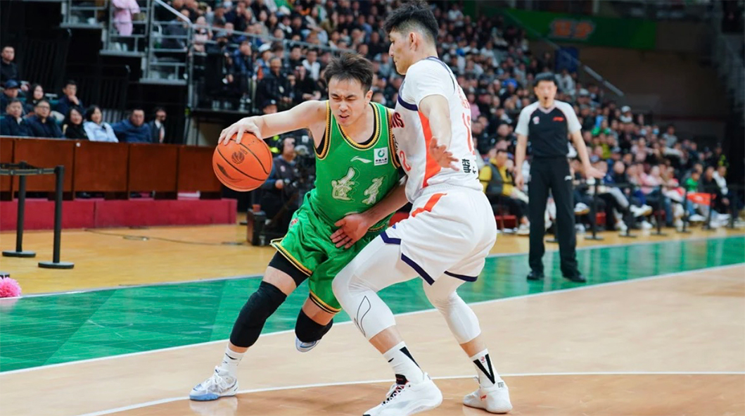 CBA：赵继伟23分6记三分辽宁力克广州 威金顿19分8助徐昕15+10