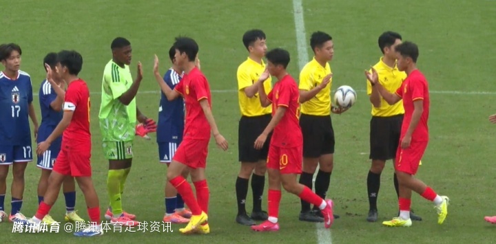 黄健翔评U15国足0-3日本：对手技术传控优势明显 我们因体力下降总陷困境