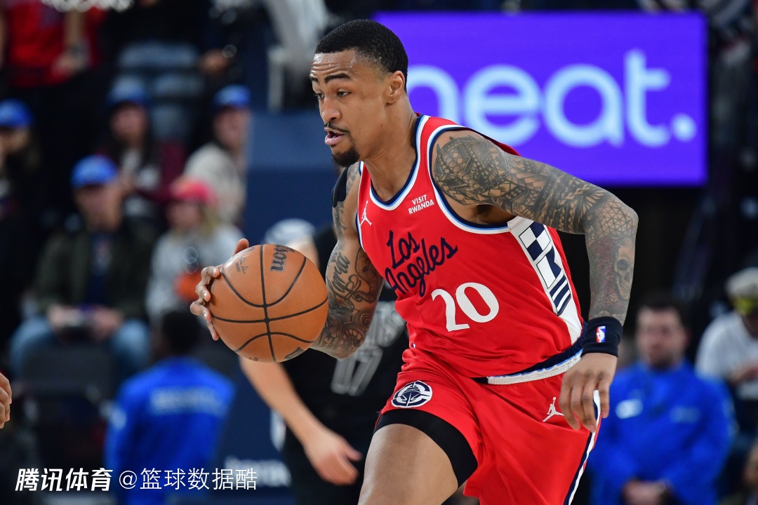 科林斯盛赞哈登和莱昂纳德该进全明星 不在乎交易流言淡定应对 