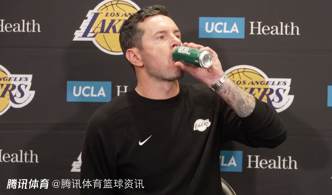 雷迪克：不会让艾顿和海斯更多外弹投三分 我真的找不到新词来夸詹姆斯了