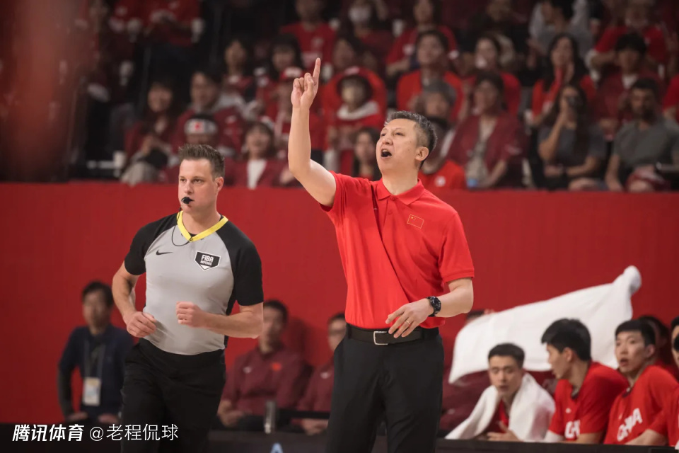 郭士强战日本单节9次换人超罕见 他在被讨伐声中回应质疑