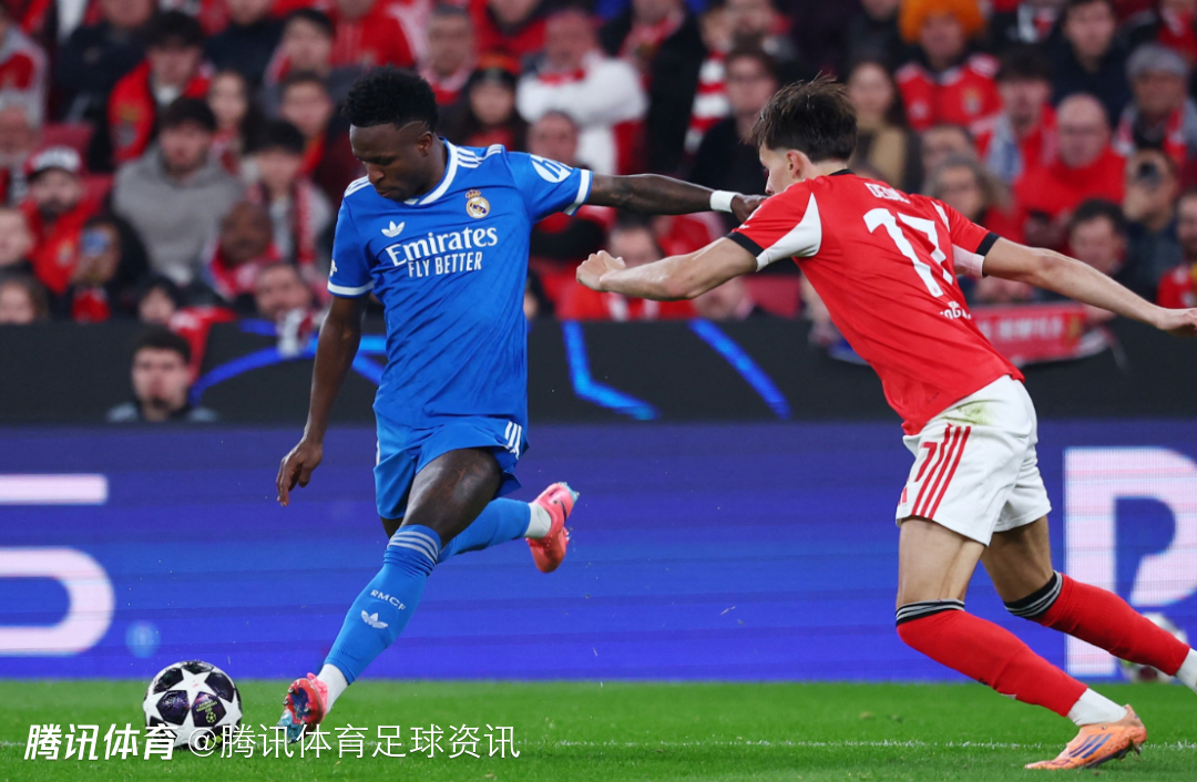 斯内德：普雷斯蒂亚尼该像个男人承认错误 而不是用球衣挡着嘴说悄悄话