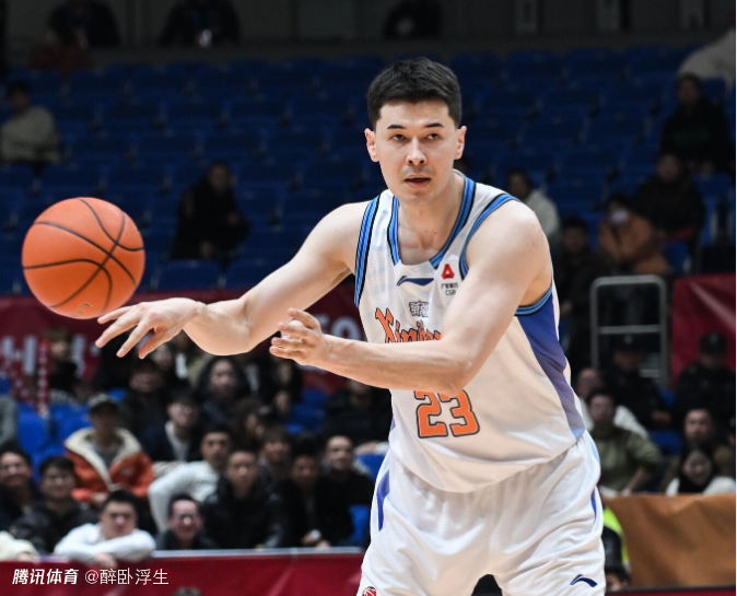 齐麟26分伤退新疆加时双杀福建 阿不都18+5+6特莱斯41+12