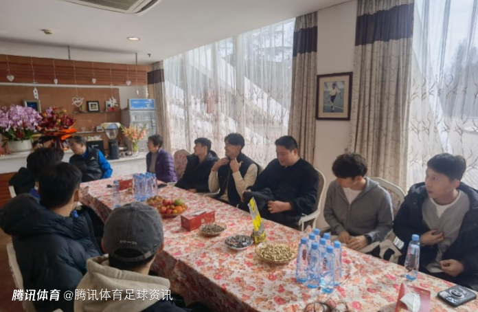 武磊谈伤情：受伤位置关键需要耐心 现在完全不痛不可能 希望尽快回到球场