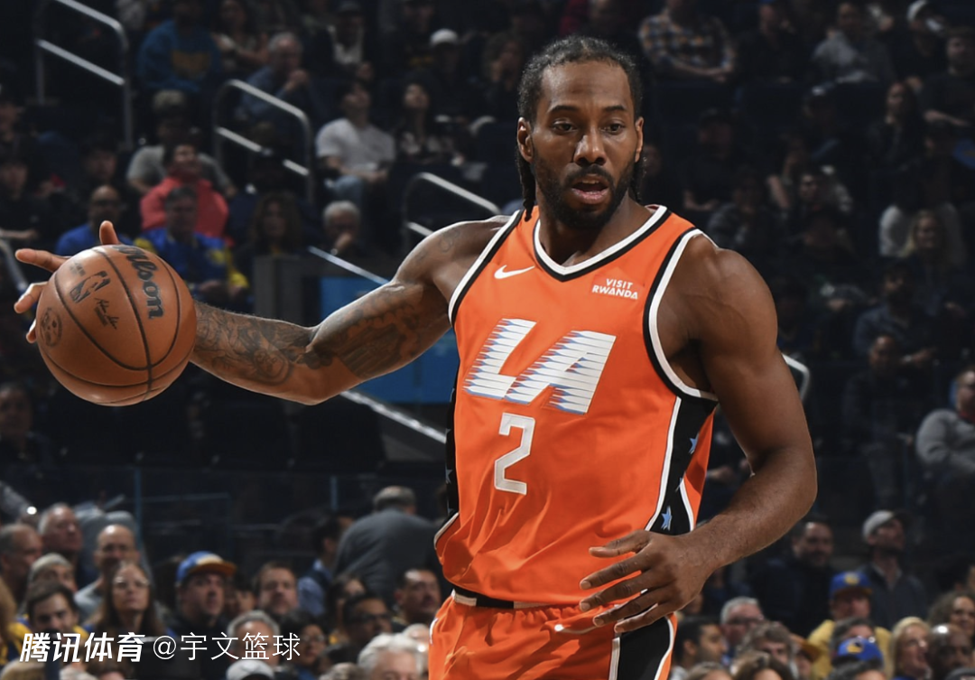 小卡迎16000分里程碑！轰23+8+4率快船连胜 携新援加兰逆转勇士