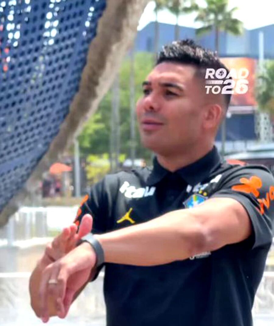 曼联签托纳利至少8000万！卡塞米罗有意转会美国，自动续约条款已作废