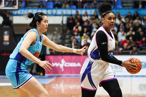 WCBA排位赛：郑茗18分詹姆斯18+21难救主北京总比分0-2大连 阿马拉尔22+12