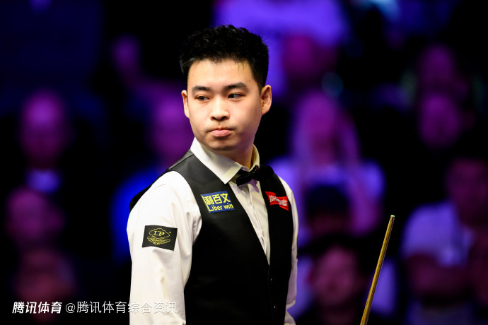 斯诺克大师赛16进8轮次：斯佳辉2-6不敌对手无缘晋级 希金斯下轮约战赵心童