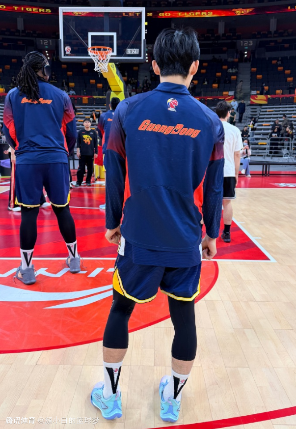 约克超远三分绝杀！浙江鏖战加时逆转广东16分 徐杰复出空砍22分