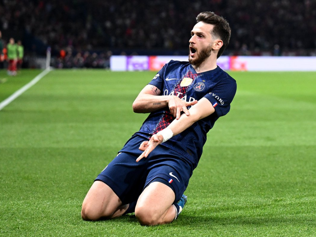 克瓦拉茨赫利亚近4场欧冠5球1助攻，进攻效率几乎翻三倍