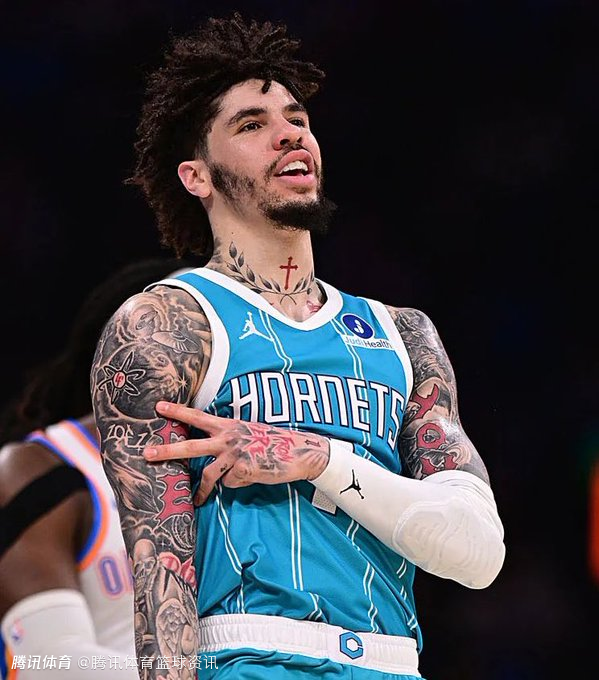 三球在场黄蜂变顶级强队：进攻效率高居联盟第1 净效率位居联盟第4