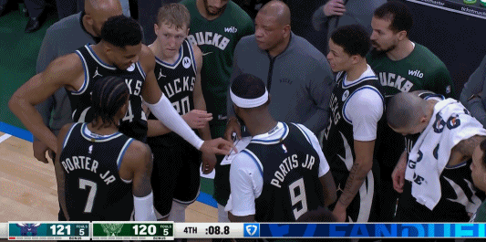 自己画战术绝杀！雄鹿最后一攻由字母哥布置 老里负责喊话灌鸡汤？