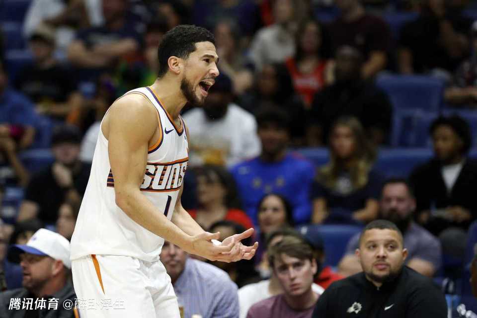 两人互殴被驱逐！太阳三杀3人20+鹈鹕 布克20分引7人上双