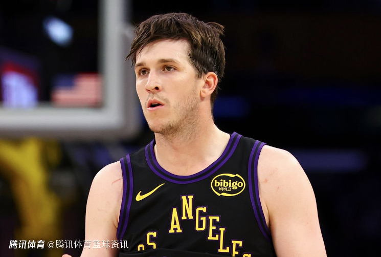 洛媒：湖人不担心失去里夫斯 自由市场开启就会提供5年2.4亿肥约