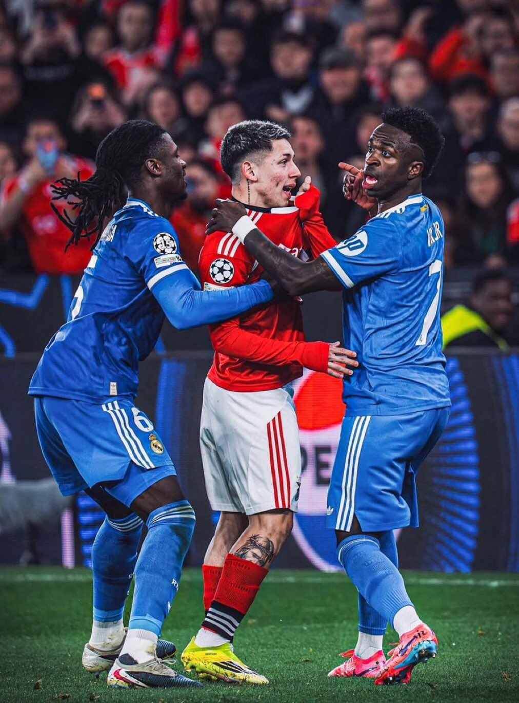 欧足联官方：普雷斯蒂安尼存在恐同言论，被禁赛6场+延期3场执行