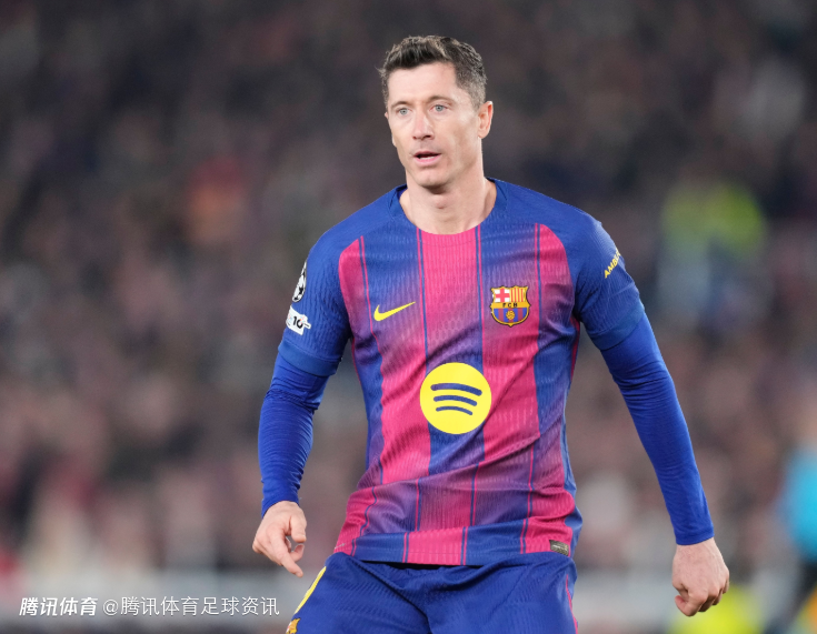 每体：芝加哥火焰正积极推动今夏免签莱万 已提供两年合同