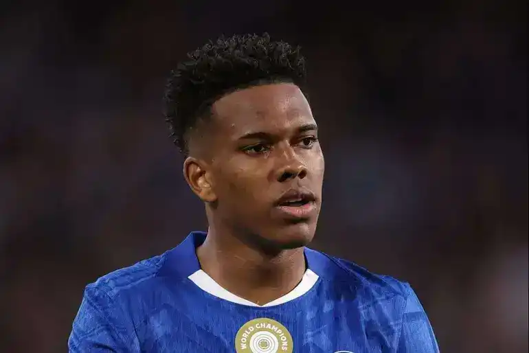 TA：埃斯特旺被诊断为四级腿筋损伤，很可能无缘世界杯