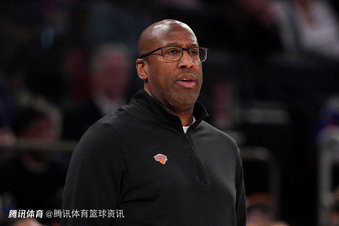 近11战9负！迈克-布朗：大家不能光想着得分 必须全神贯注做好本职工作