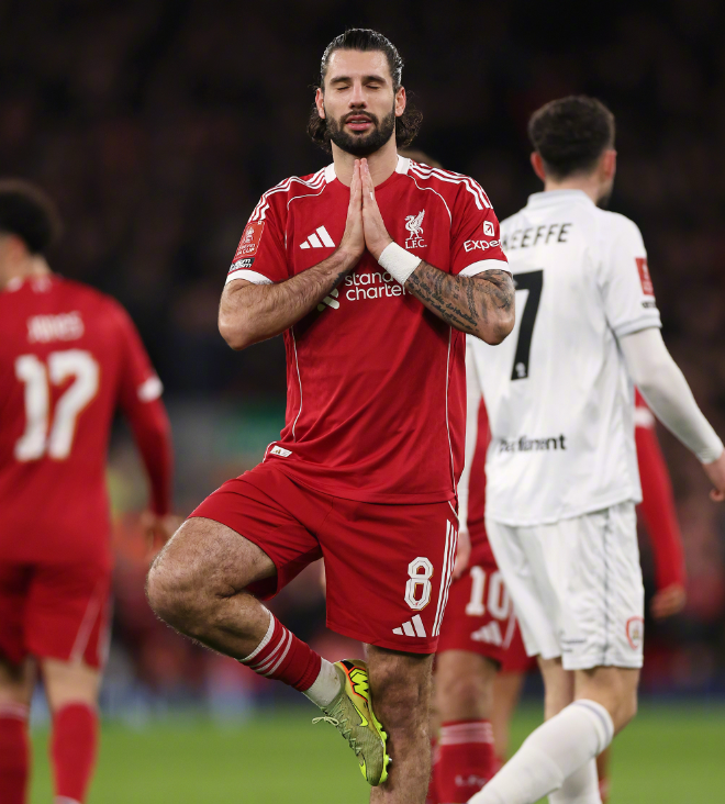 足总杯：索博斯洛伊破僵局+送大礼 维尔茨埃基蒂克传射 利物浦4-1巴恩斯利