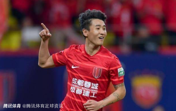 韦世豪：今年亚冠总体踢得不错 个人进球无所谓球队胜利更重要