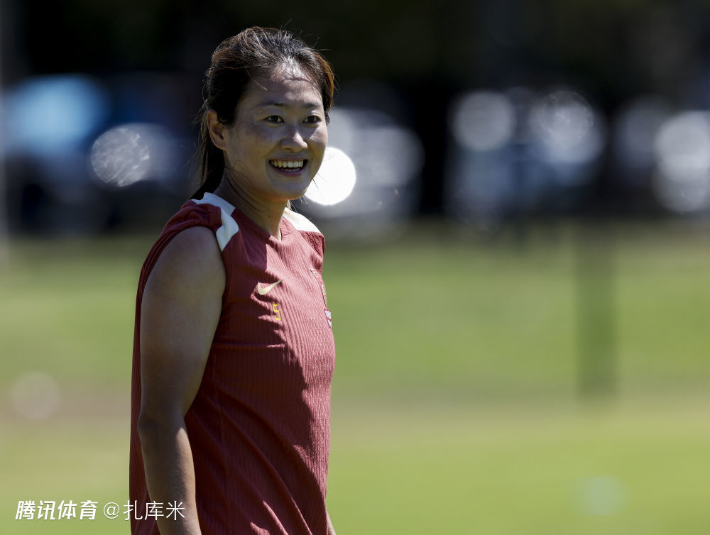 吴海燕将迎接最后一届亚洲杯！王霜：有信心帮助中国女足取得好成绩