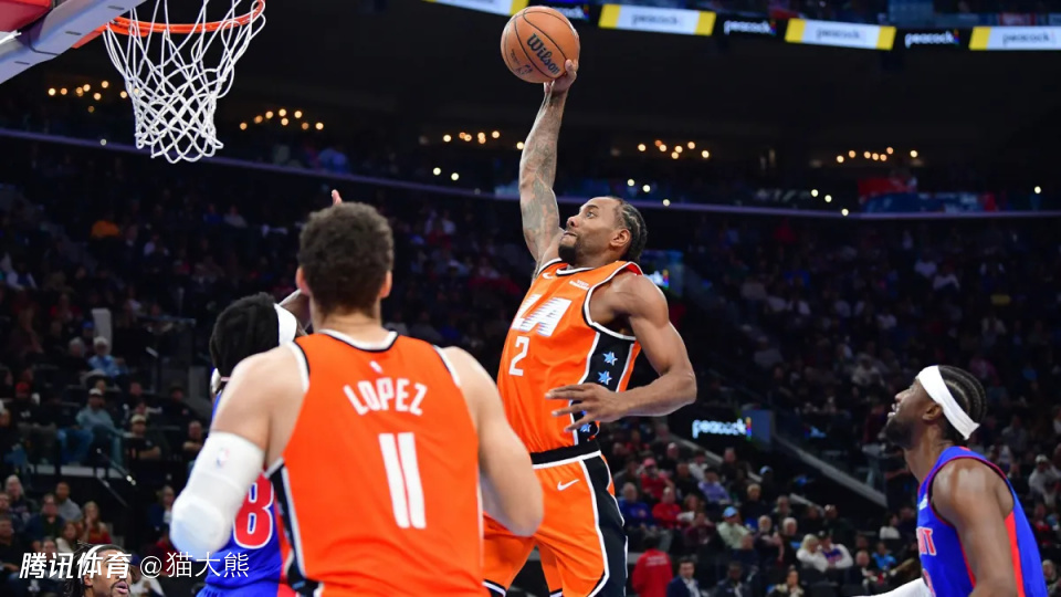 数据帝：55+11+5抢断+3帽！小卡成历史首人 詹姆斯创一项NBA纪录