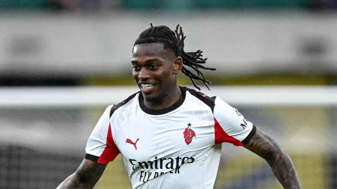 莱奥发文辟谣米兰买春案：我和此事毫无关系，未参与违法行为