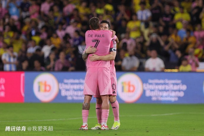 38岁梅西传射！一条龙+连过2人斩新年首球 近6万球迷起立鼓掌致敬