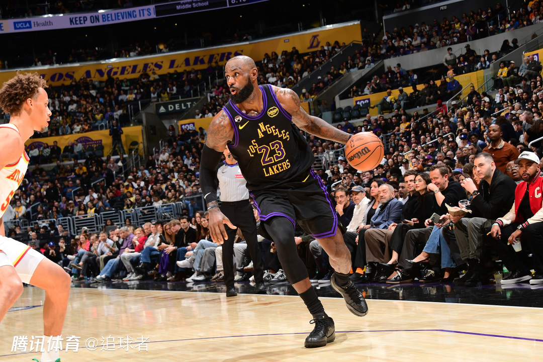 终结三连败！詹姆斯轰31+9+10拒刷三双：末节12分率队狂赢25分