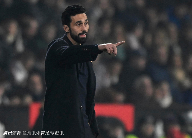 阿韦洛亚：胜利属于团队而非我 当维尼修斯开心时 他能发挥决定性作用