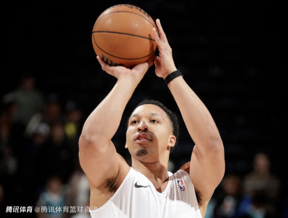 时隔413天！黄蜂官宣格威复出 上次征战NBA还是2024年