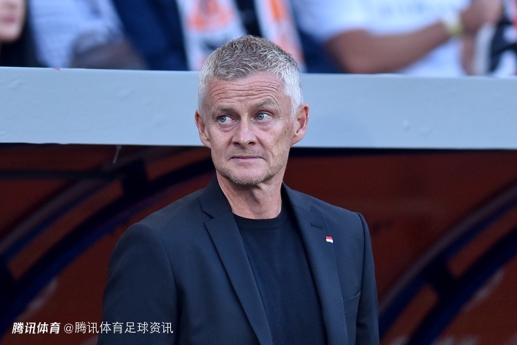 邮报：索尔斯克亚与卡里克竞争曼联临时帅位 范尼已经退出竞争