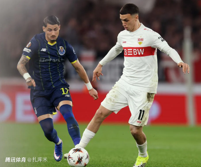 半场战报-墨菲+莫拉连击、昂达夫扳回1球，斯图加特暂1-2波尔图