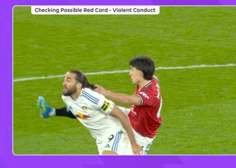 对阵利兹联被罚下，利桑德罗·马丁内斯曼联生涯首次染红