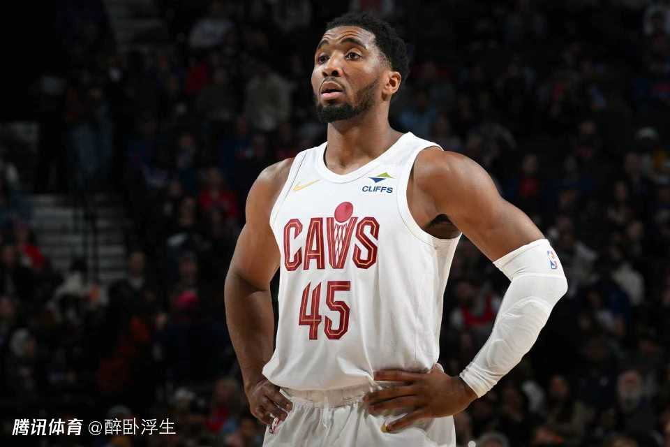 米切尔35+7+9骑士双杀76人 恩比德13000分里程碑加兰伤退