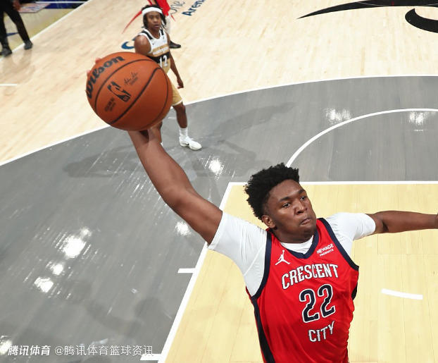 奎因生涯第2次砍下三双 1数据仅次于约基奇排联盟中锋第2