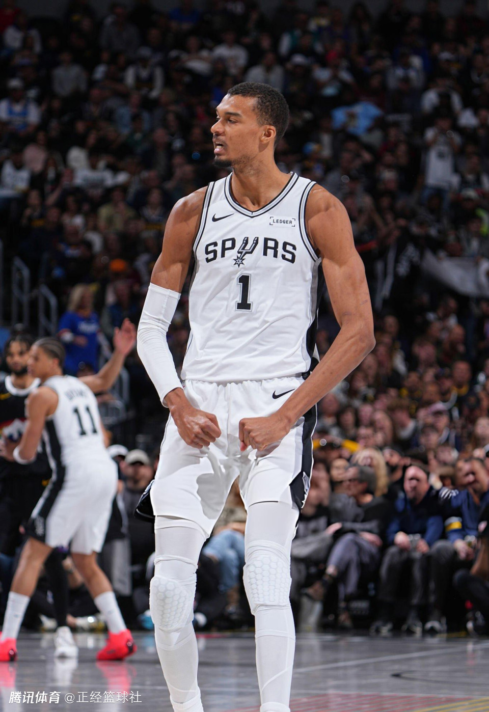 文班亚马空砍34+18+7+5！憾失绝杀加时惜败 生涯战约基奇2胜5负