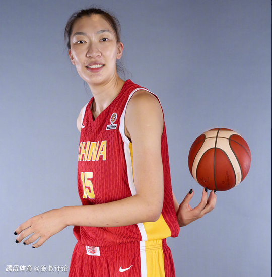 韩旭：目前在努力恢复状态未达巅峰 三大中锋合体安全感满满