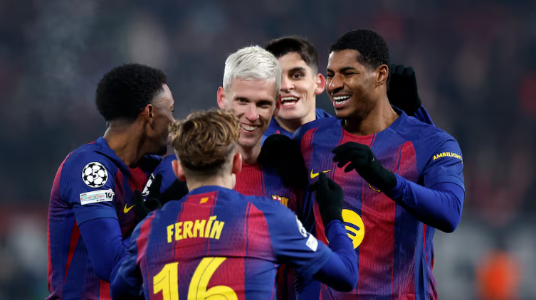 欧冠：巴萨4-2逆转升至第9 费尔明两球莱万自摆乌龙后破门