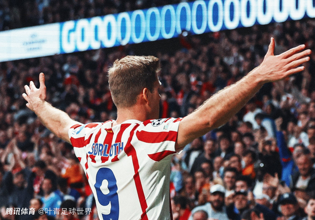 欧冠1米95巨无霸杀疯了：14战巴萨轰7球 比肩两大传奇