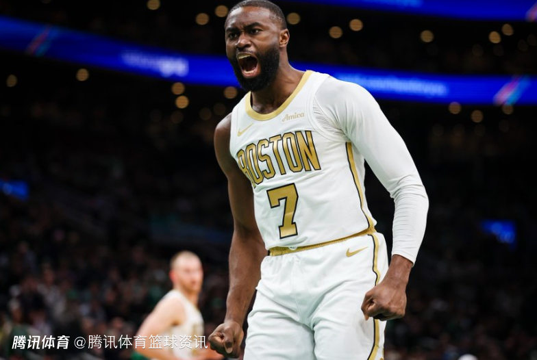 布朗生涯总得分突破13000大关 为绿军队史第12位解锁该成就球员