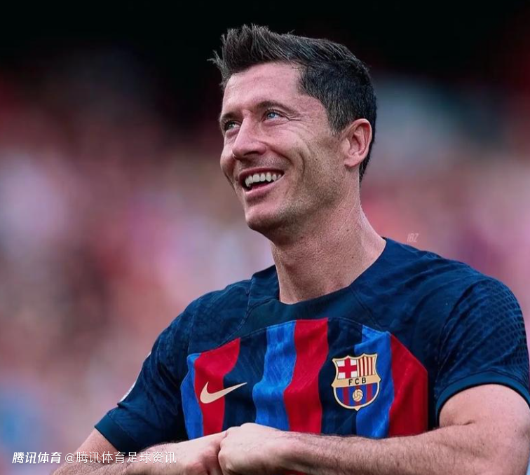 每体：巴萨正寻找莱万接班人 阿尔瓦雷斯太贵&马尔穆什、格林伍德成候选