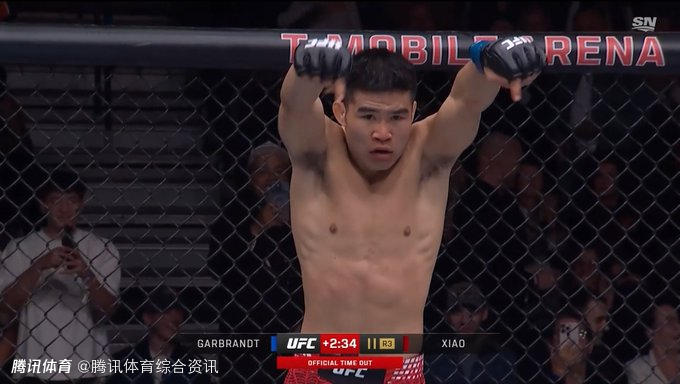 一致判定不敌对手！肖龙打击数占优 因踢裆被罚两分惜败加布兰特