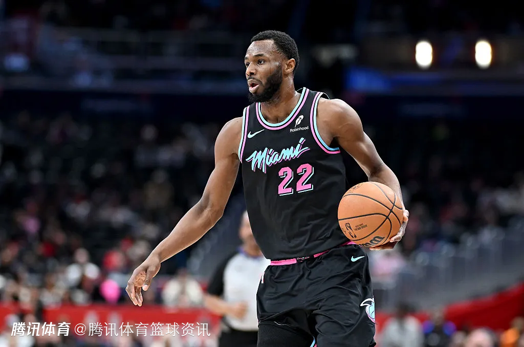 轻伤不下火线！维金斯：只要能打就会回到场上 球队需要一场胜利重回正轨