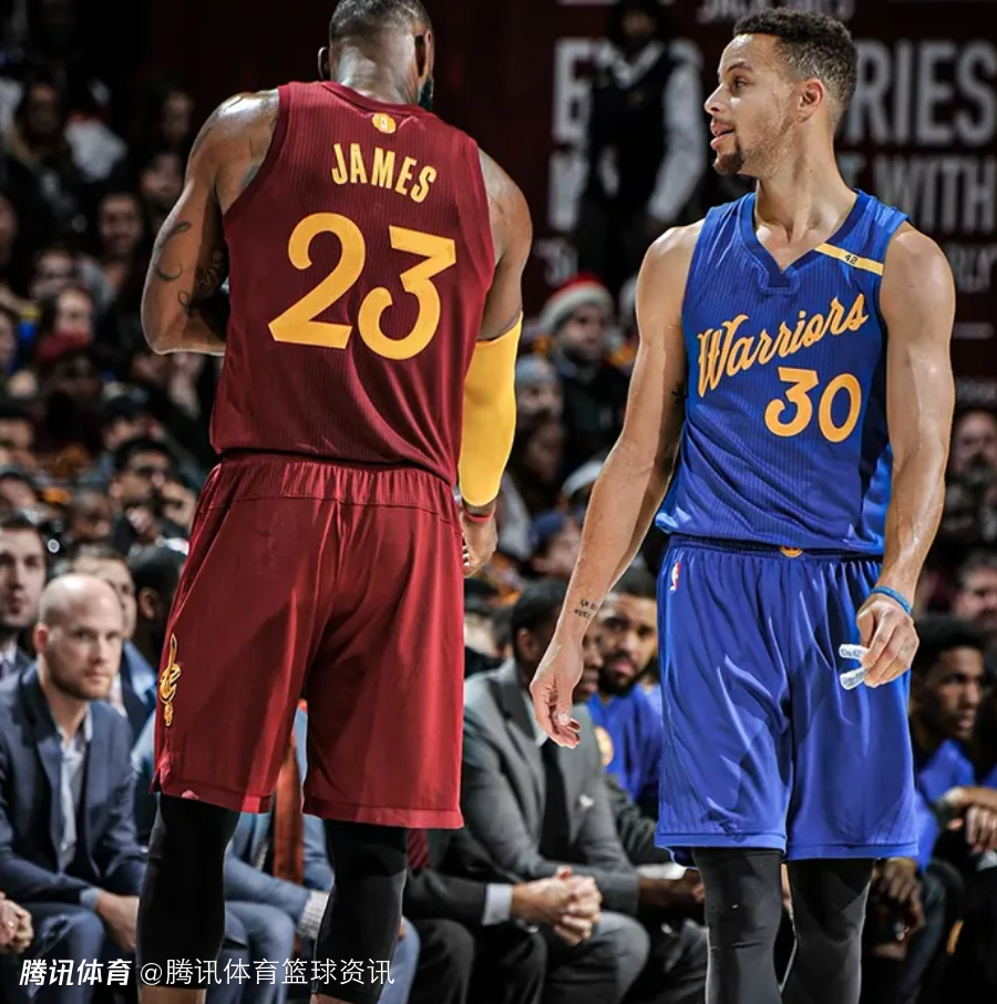 一哥克莱入镜！库里晒圣诞大战旧照：能登场永远是一种荣幸 祝大家节日快乐