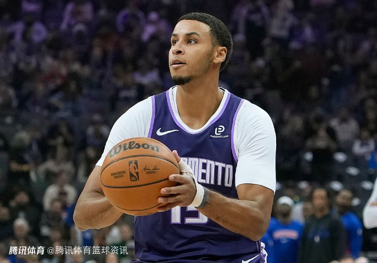 西部垫底球队再遭打击！基根-穆雷确诊右小腿轻度拉伤 至少缺战一周