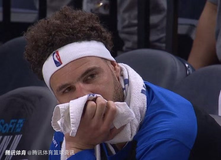 语出惊人！克莱4分钟内飙进14分喊话马刺替补席：没事我们正在摆烂
