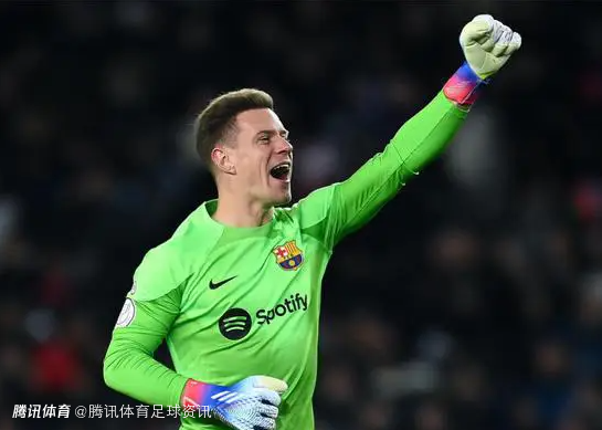 又伤了！巴萨官方：特尔施特根训练中受伤 将返回巴塞罗那接受检查